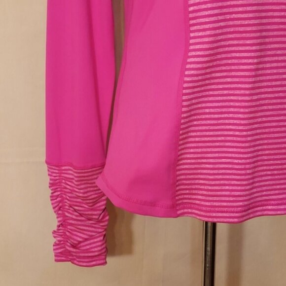 Velocity Long Sleeve Pullover Top - Picture 8 of 9